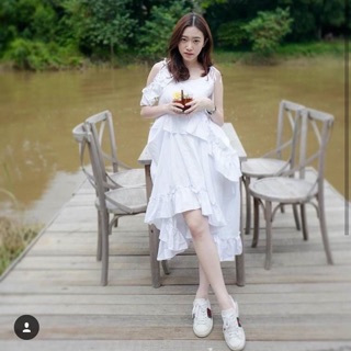 เดรสสายเดี่ยว เนื้อผ้าเชิ้ตเก๋ๆ