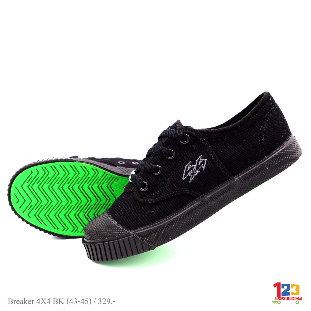 รองเท้าผ้าใบนักเรียน Breaker 4X4  ไซส์ 43-46 สีดำ