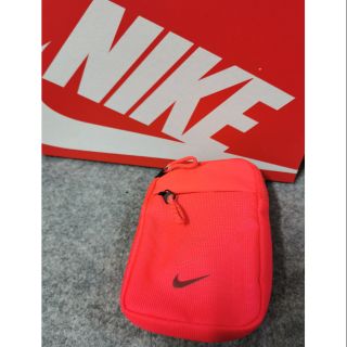 กระเป๋าไนกี้​ 
กระเป๋าคาดอก​ กระเป๋ามินิ NIKE 
รุ่น​ BA5904-644