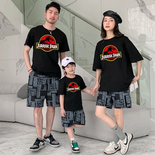 เสื้อยืด พิมพ์ลาย Jurassic Park Family Look Daddy Mommy Sister Brother SAURUS สําหรับครอบครัว 1 ชิ้น