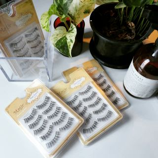 โล๊ะขนตาปลอมธรรมชาติ MAGIC EYE LASH