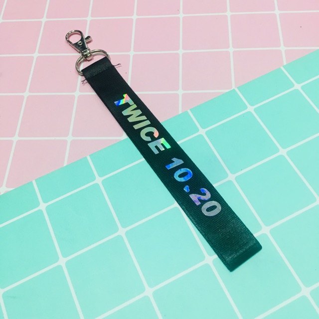 Nametag TWICE / TWICE สายรัศมีแกรม