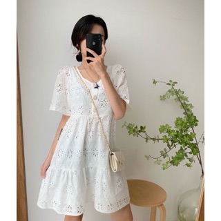 lace poppy dress มินิเดรสสีขาวฉลุลูกไม้ สวยน่ารักมากๆค่ะ