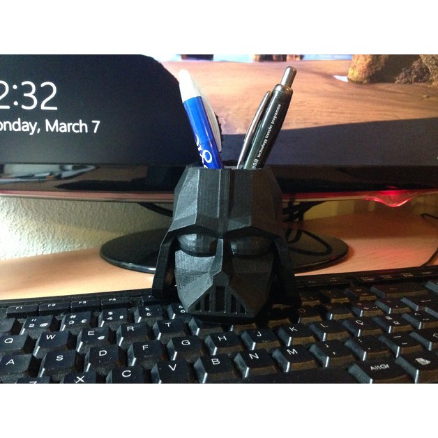 Darth Vader (Star Wars Dark Vader) ปากกาหรือที่ใส่ดินสอ