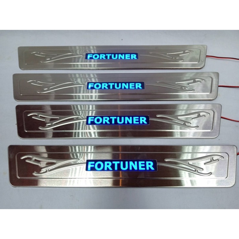 sale !!! ชายบันไดมีไฟ FORTUNER 06-12