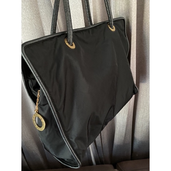 Celine vintage shoulder bag/ travel bag สภาพดี ของแท้ เซลีน ซีลีน กระเป๋ามือสอง แบรนด์เนม