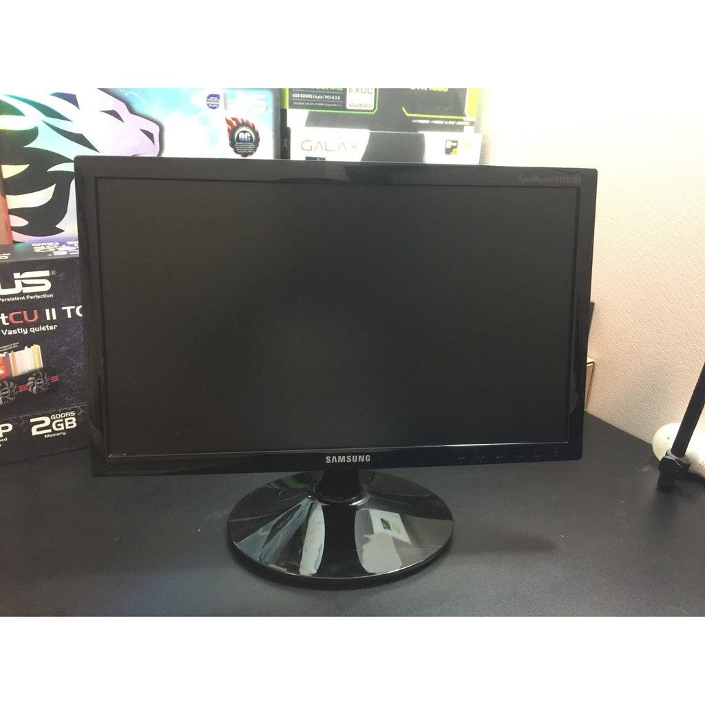 จอ Monitor Samsung LCD 19 นิ้ว Samsung สภาพ 90% พร้อมสายอ่ะแดฟตอร์ ...