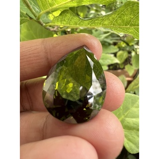 cz Olive Green 28x19mm 76 carats