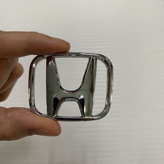 โลโก้* Honda ติดแป้นแตรมาลัยรถยนต์  ขนาด* 4 x 5 cm ราคาต่อชิ้น