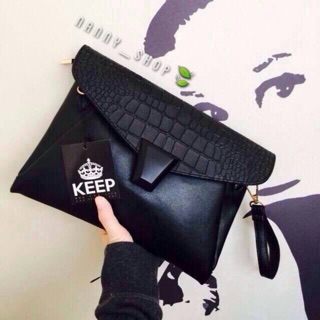 KEEP CLUTCH BAG