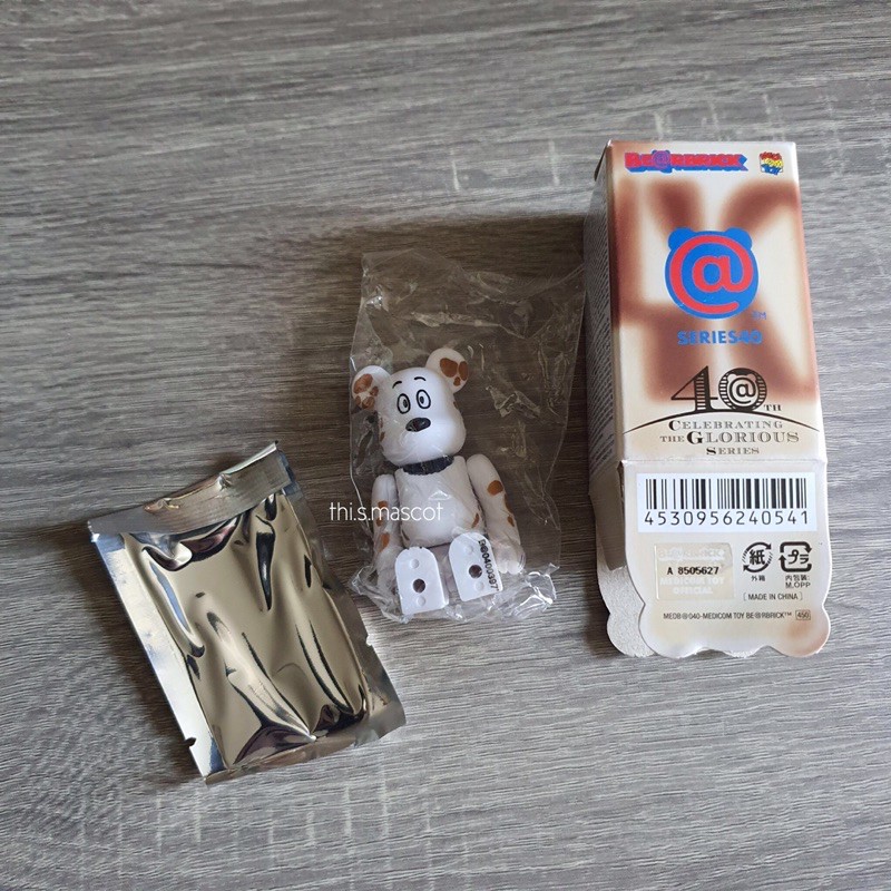 Bearbrick 100% Snoopy Series 40 (Marble Secret)