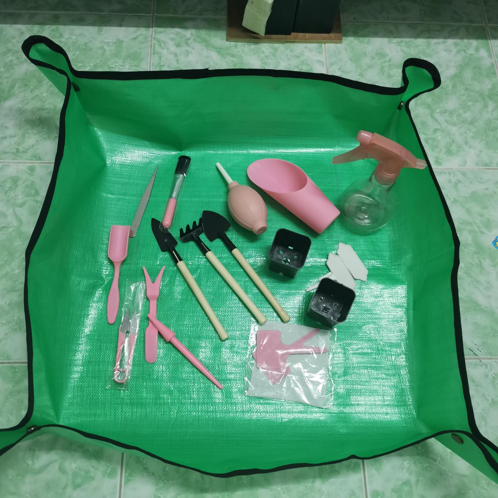 เสื่อรองปลูกแคคตัส เสื่อปูรองทำสวน Gardenning Mat ขนาด 68*68 ซม. รองปลูกผัก แผ่นเสื่อกันน้ําสําหรับใช้ในการทําสวน - รูปที่ 2