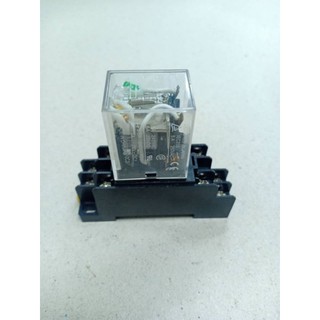 Relay My2n 110VAC 5A พร้อมช็อกเก็ต ขายชุดละ100บ.