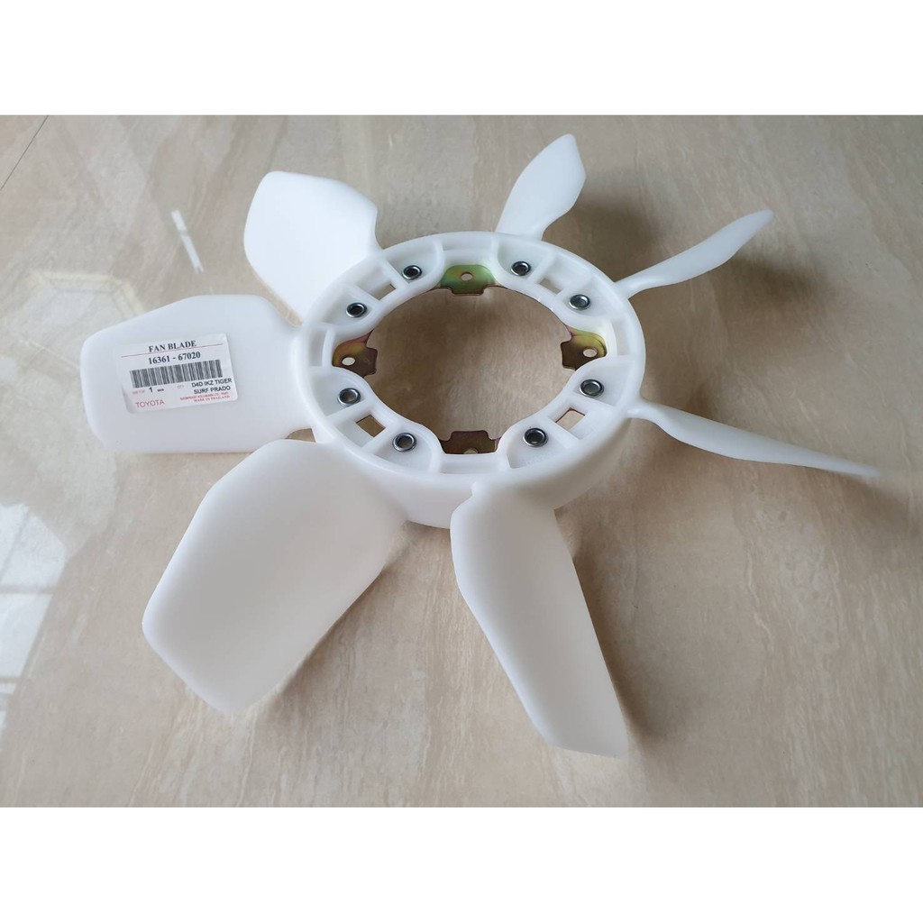 ใบพัดลมหม้อน้ำ TOYOTA VIGO 2500,3000,1KD,2KD,TIGER,D40,1KZ ราคาอันละ 280บาท