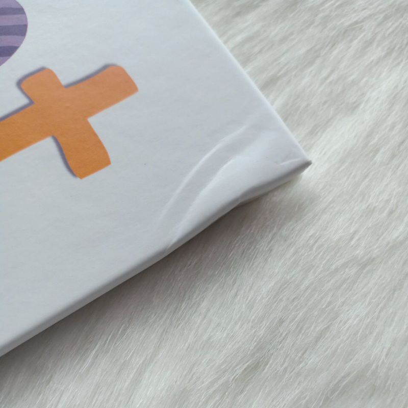 Hardcover นิทานภาษาอังกฤษ What Riley Wore bbforkids ThaiPick