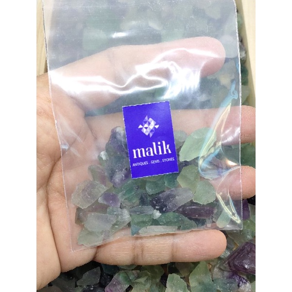 ☘️ หินฟลูออไรต์ ( Fluorite ) หินเเท้ สีเขียวฟ้า ใสสวย ในถุงขนาด 50 กรัม 🌟ราคาพิเศษ🌟🌟 - รูปที่ 2