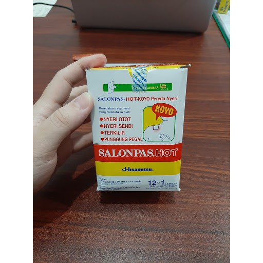Hot Salonpas Patch (1 กล่อง = 10Pack = 120 ชิ้น)