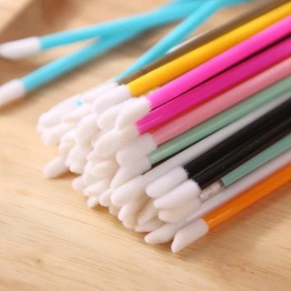 แปรงทาลิปสติก 50ชิ้น มีหลายสีให้เลือก