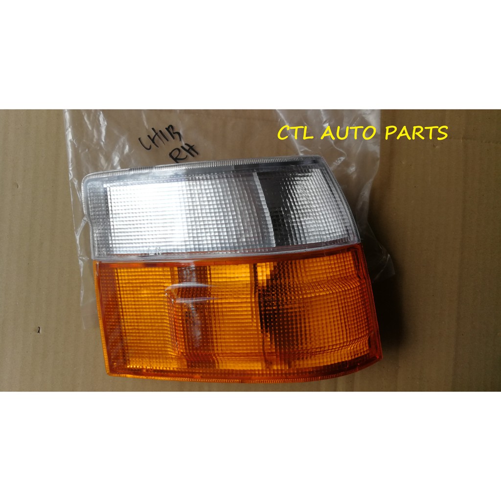 TOYOTA HIACE VAN LH113 RZH112 LH112 LH172 ANGLE LAMP SIGNAL RIGHT