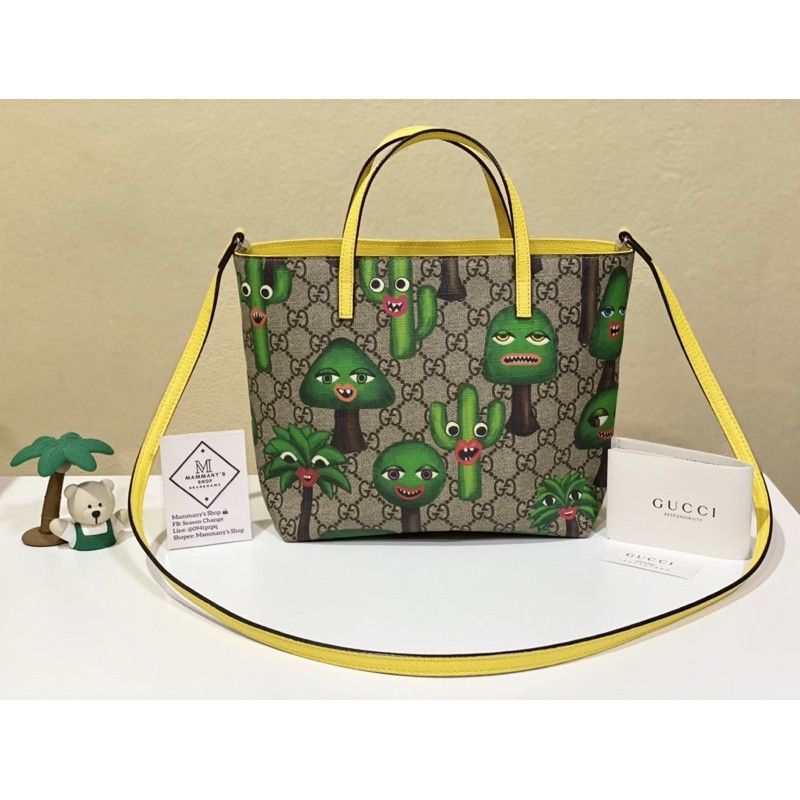 Use💚✨ตั๊กล๊า🌵GUCCI Kids Beige Cactus print tote bag with strap 💚