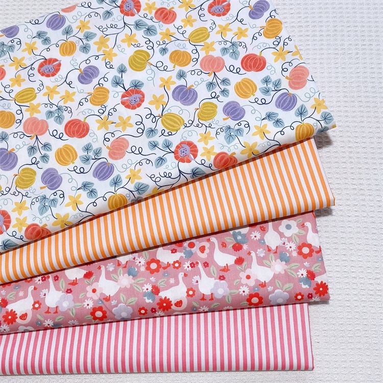 กว้าง 160 ซม./60'' ผ้าหวี, การ์ตูนที่มีสีสันฟักทองลายสีขาวห่านผ้าฝ้ายสิ่งทอลายทแยงผ้าเด็กผ้าทําด้วยมือ