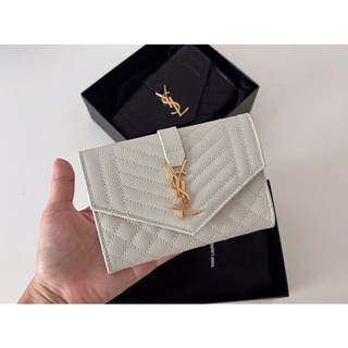 😃😍NEW YSL logo-plaque quilted wallet สีขาวสวยมาก