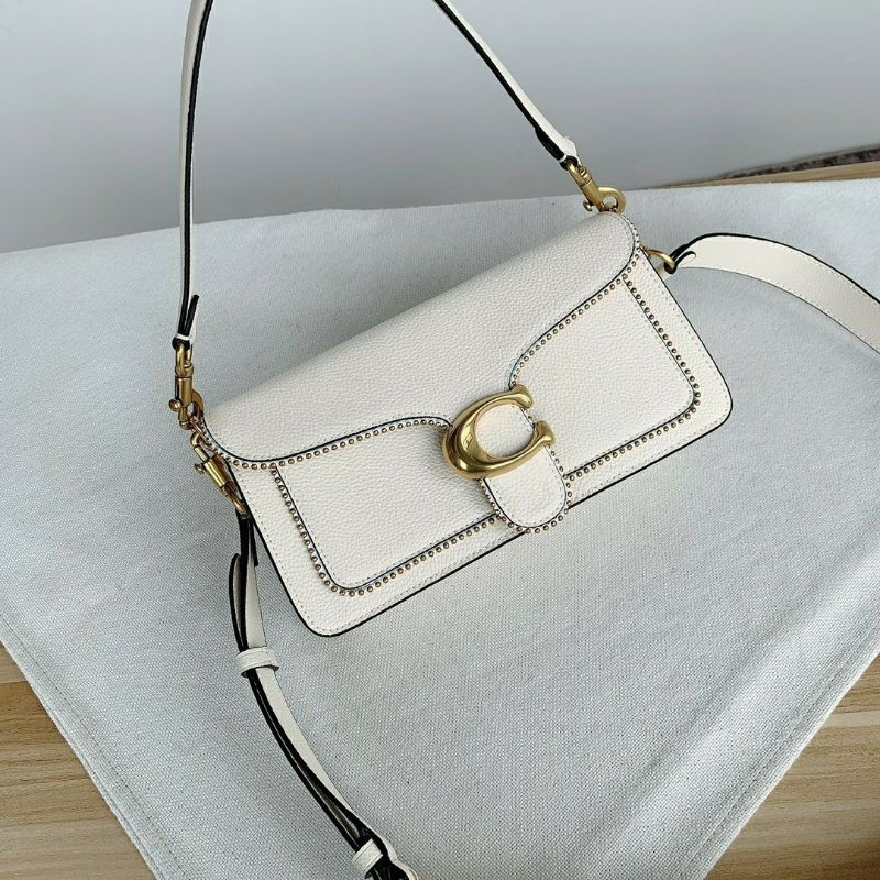 กระเป๋าสะพายไหล่ coach tabby