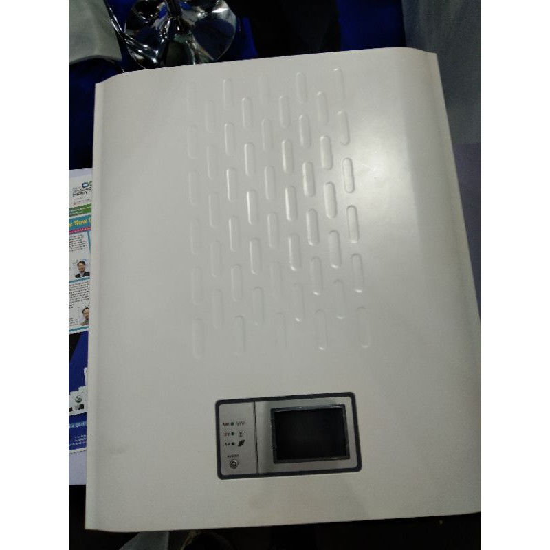 อินเวอร์เตอร์  Inverter Hybrid off grid LVTOPSUN 1.6Kw 3Kw หม้อแปลงเทอรอยด์ หน้าจอทัชสกรีน