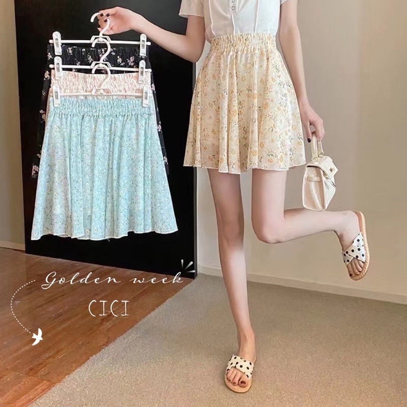 Cici(NO.262)กระโปรงสั้นลายดอกไม้ เอวสม็อค มีซับใน แต่งชายระบาย น่ารักๆหวานๆญี่ปุ่น