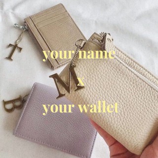 Butterjoyco your name x your wallet❣️พวงกุญแจตัวอักษร *ราคาไม่รวมกระเป๋าค่ะ*