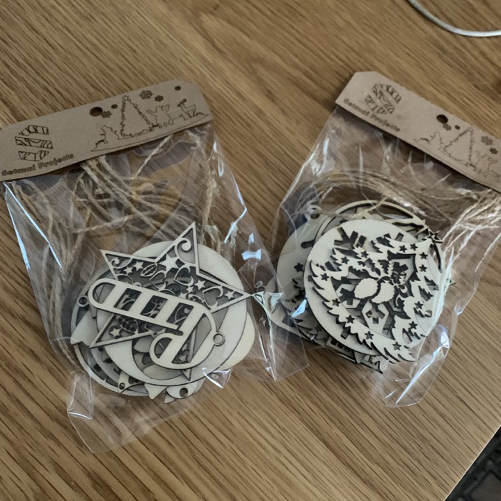 Christmas ornaments ของประดับ แขวนตกแต่งต้นคริสต์มาส