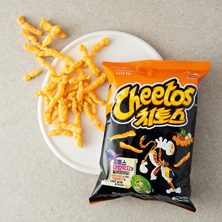พร้อมส่ง 롯데 치토스 매콤달콤한맛 ขนมชีโตสรสเผ็ดหวาน Lotte Cheetos Sweet and Spicy