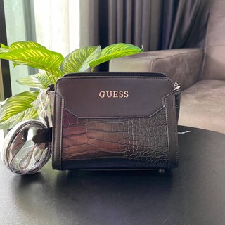 GUESS CROC EFFECT SHOULDER BAG