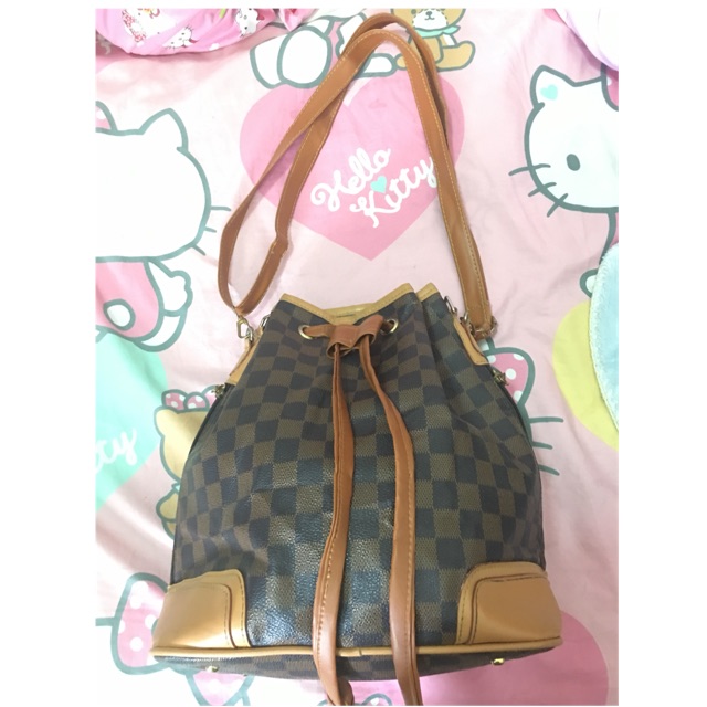 กระเป๋ามือสอง Louis Vuitton