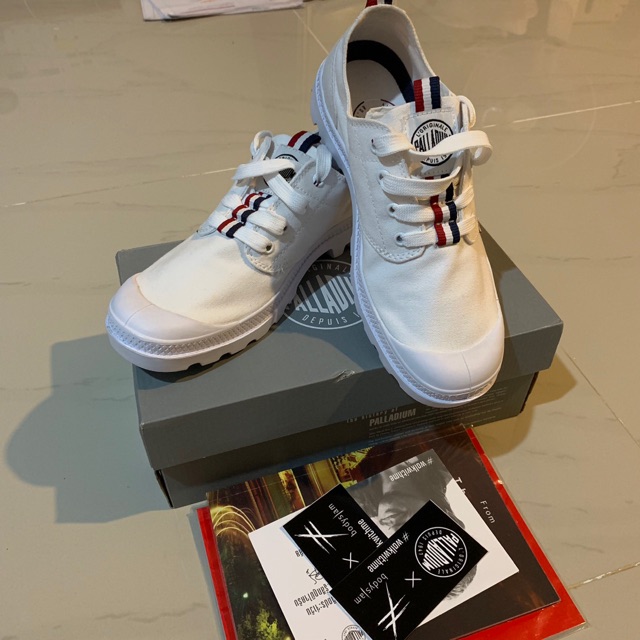 PALLADIUM BLANC OX 7 0 WHITE NAVY CHILI PEPPER Color : white