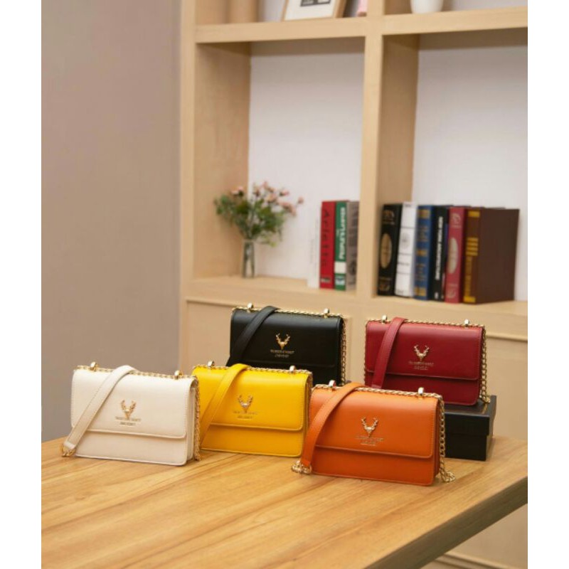 FIONA JIMSHONEY*****