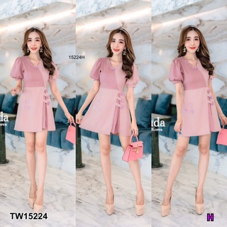 TwinsShopVip💗พร้อมส่ง TW15224 เดรสแขนพองกระโปรงแหวกแต่งอัดพลีท