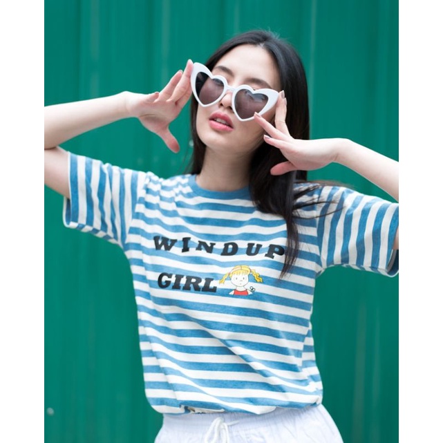เสื้อยืดแขนสั้นลายทาง blue T-shirt