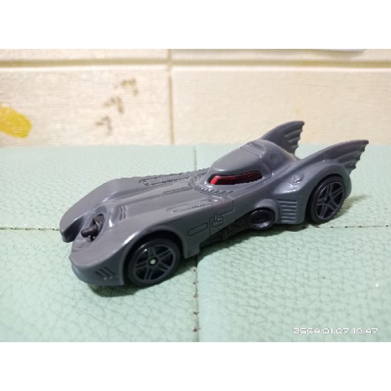 Hot Wheels Batmobile ซึ่งเป็นเวอร์ชันจากภาพยนตร์แบทแมนปี 1989