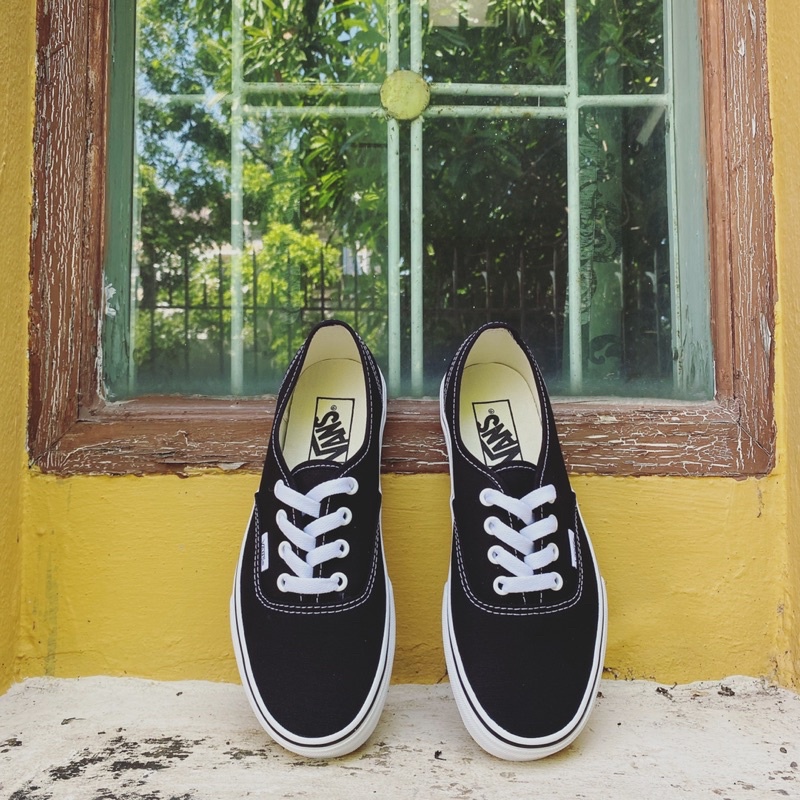 Vans Classic Authentic Black