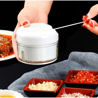 mini food chopper เครื่องปั่นจิ๋ว บด สับ ละเอียดพกพาได้ไม่ต้องใช้ไฟฟ้า