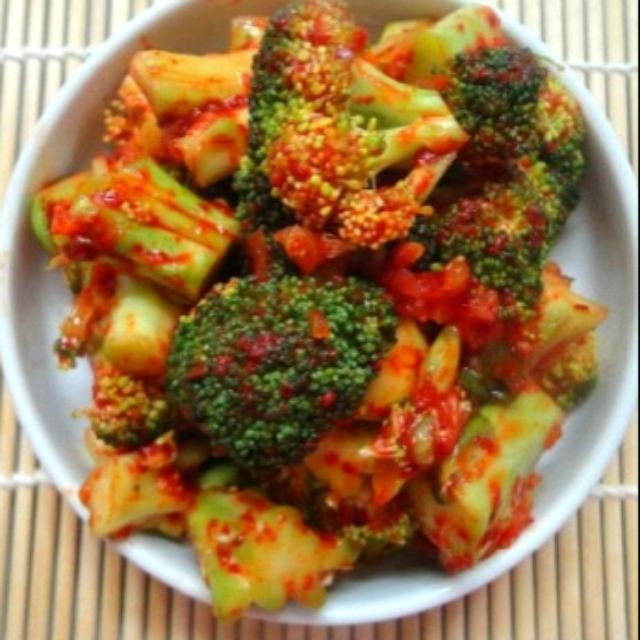 กิมจิบล็อคโคลี่เกาหลี kimchi broccoli korea Shopee Thailand