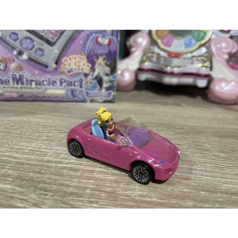 รถ Polly pocket สปอร์ตมินิ พร้อมตัวเล่น 1 ชิ้น