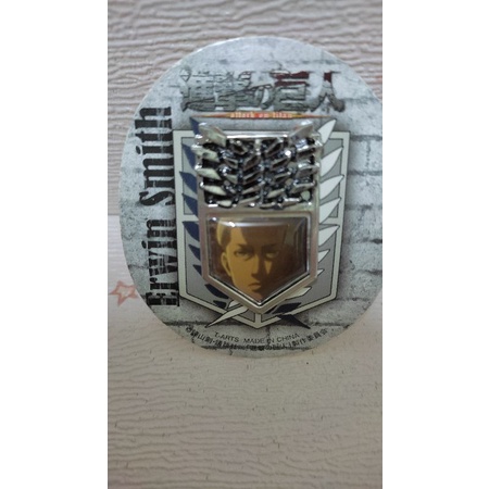 ของสะสมอนิเมะเข็มกลัด พินติดเสื้อ attack on titan Erwin Smith