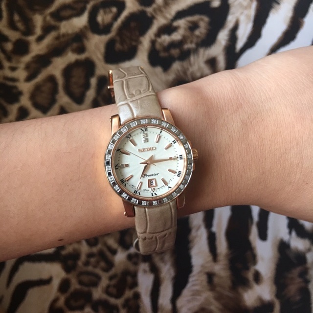 นาฬิกาข้อมือผู้หญิง Seiko Premier Diamond Pinkgold Lady แท้💯