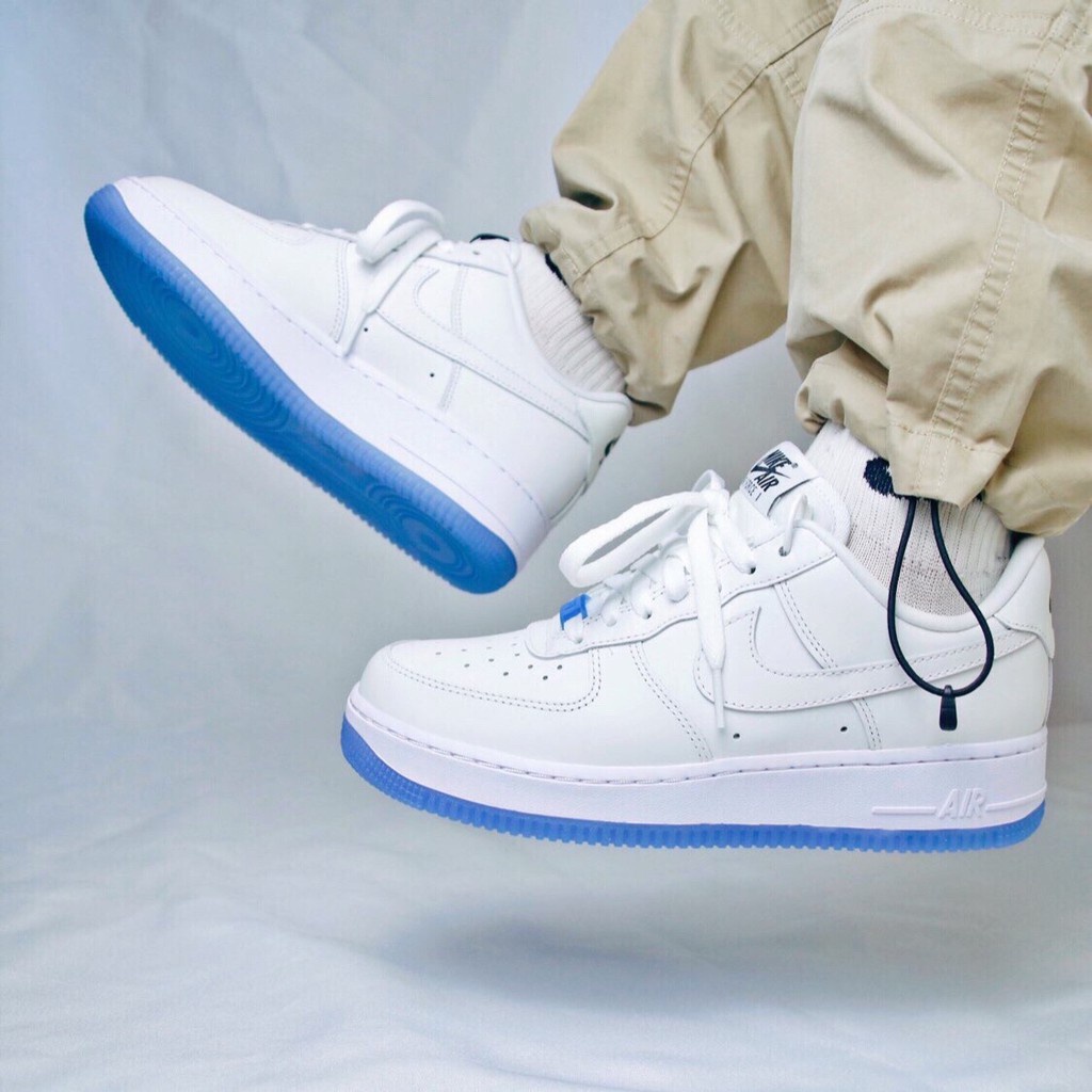 Air Force 1 07 LX Photochromic Mens/Women สไตล์เดียวกัน