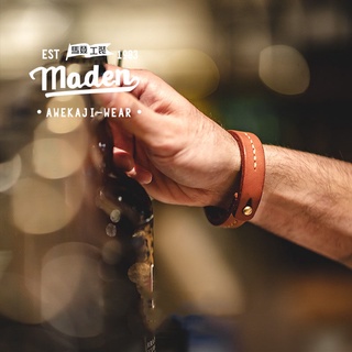 ผู้ชายย้อนยุค2025 ฤดูร้อนใหม่ผักฟอกหนังวัว สีบรอนซ์ สร้อยข้อ…