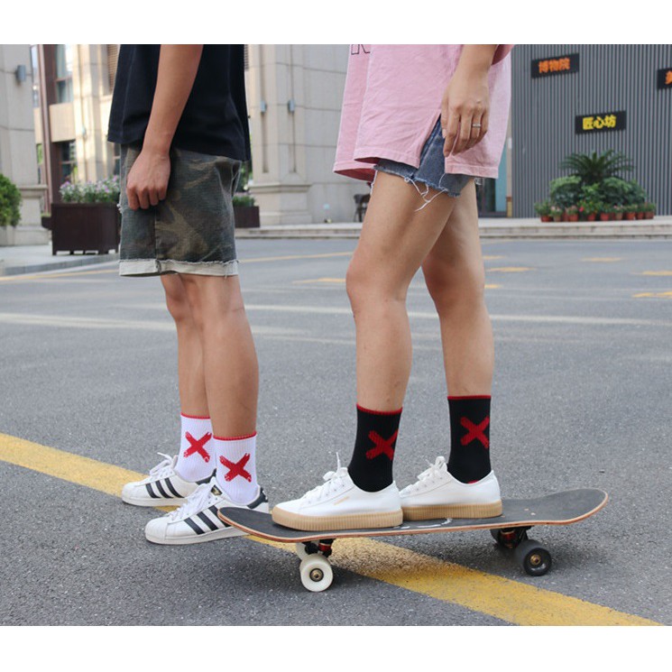 Ullzzang ถุงเท้ารูปตัว X unisex - READY STOCK