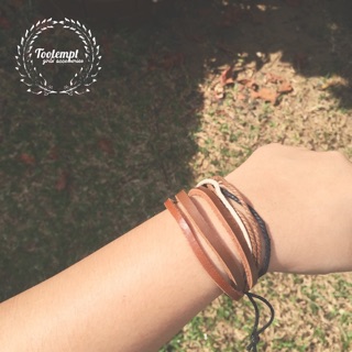 Mini Leather Bracelet กำไลฟนังเชือก สีเบจ