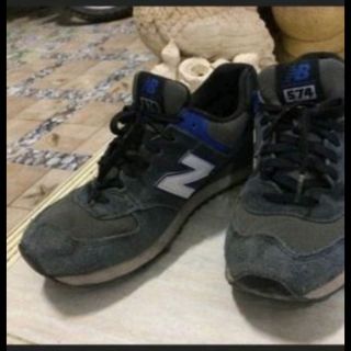 รองเท้า  New Balance 674